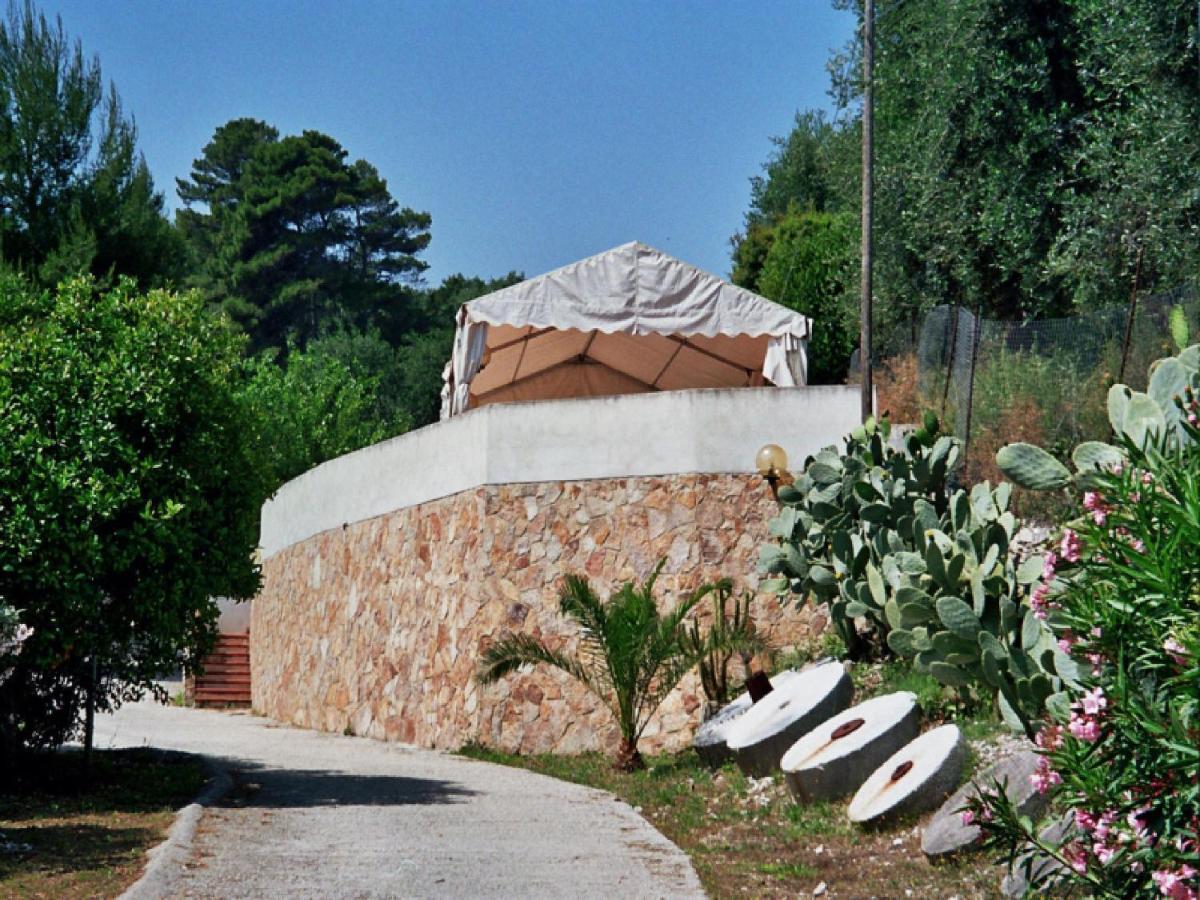 Tenuta Molino Di Mare- Ecoresort Con Villini Rodi Garganico Zewnętrze zdjęcie